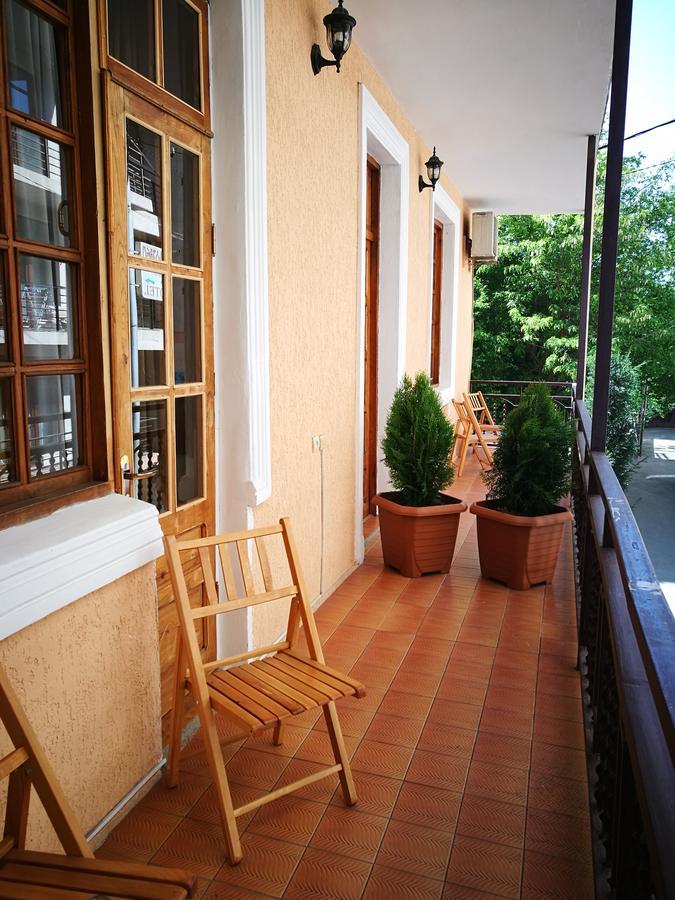 Hotel Salo Tbilisi Esterno foto