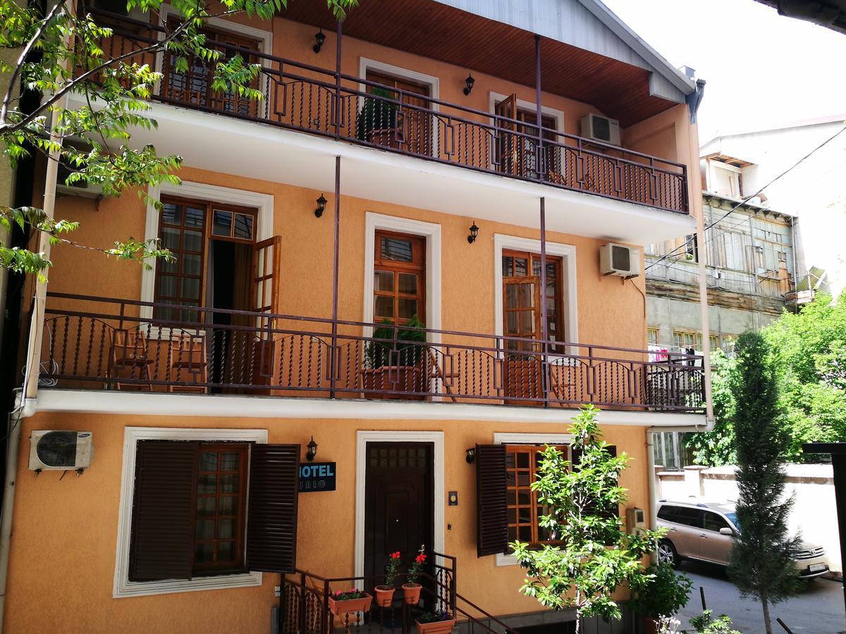 Hotel Salo Tbilisi Esterno foto