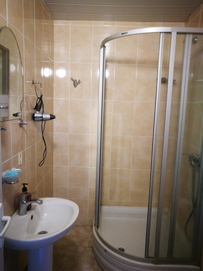 Hotel Salo Tbilisi Esterno foto