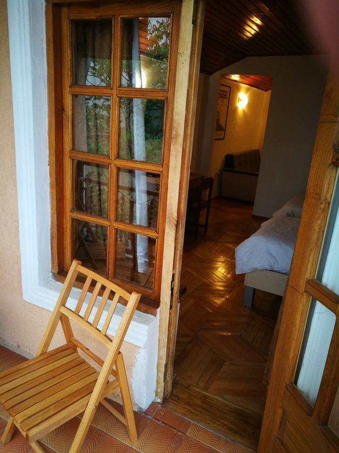 Hotel Salo Tbilisi Esterno foto