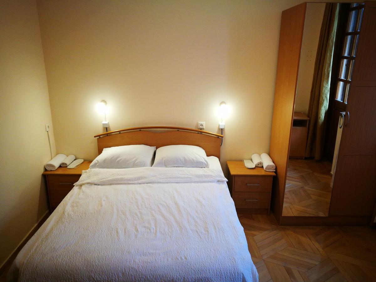 Hotel Salo Tbilisi Esterno foto
